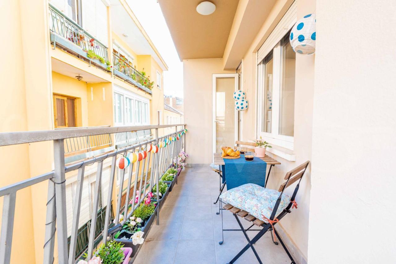 Apartamento Cosy Flat With Private Balcony - Historic Center By Rems *