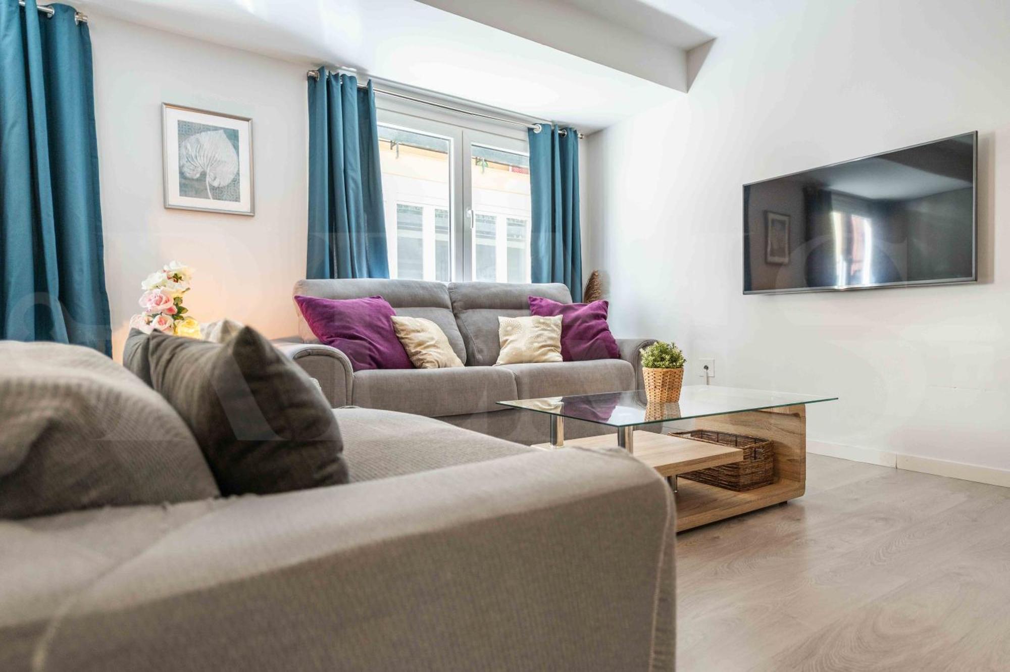 Cosy Flat With Private Balcony - Historic Center By Rems Apartamento *